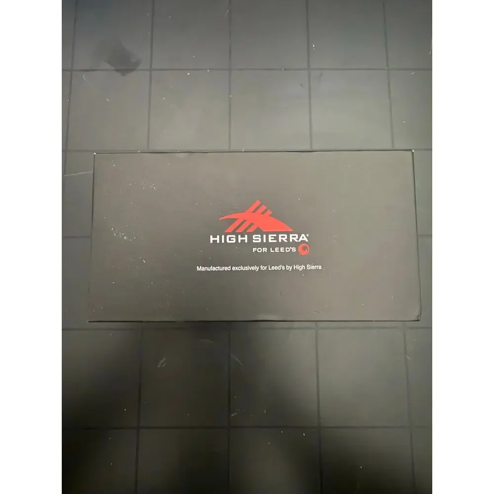 High Sierra × Amazon Solar Power Bank 10000 mAh NEW